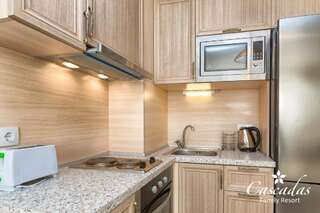 Апарт-отели Cascadas Family Resort Солнечный Берег Стандартные апартаменты с 2 спальнями и видом на улицу и сад-2